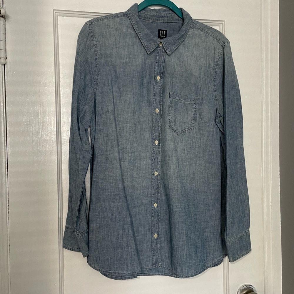 Women’s denim button down shirt, size L